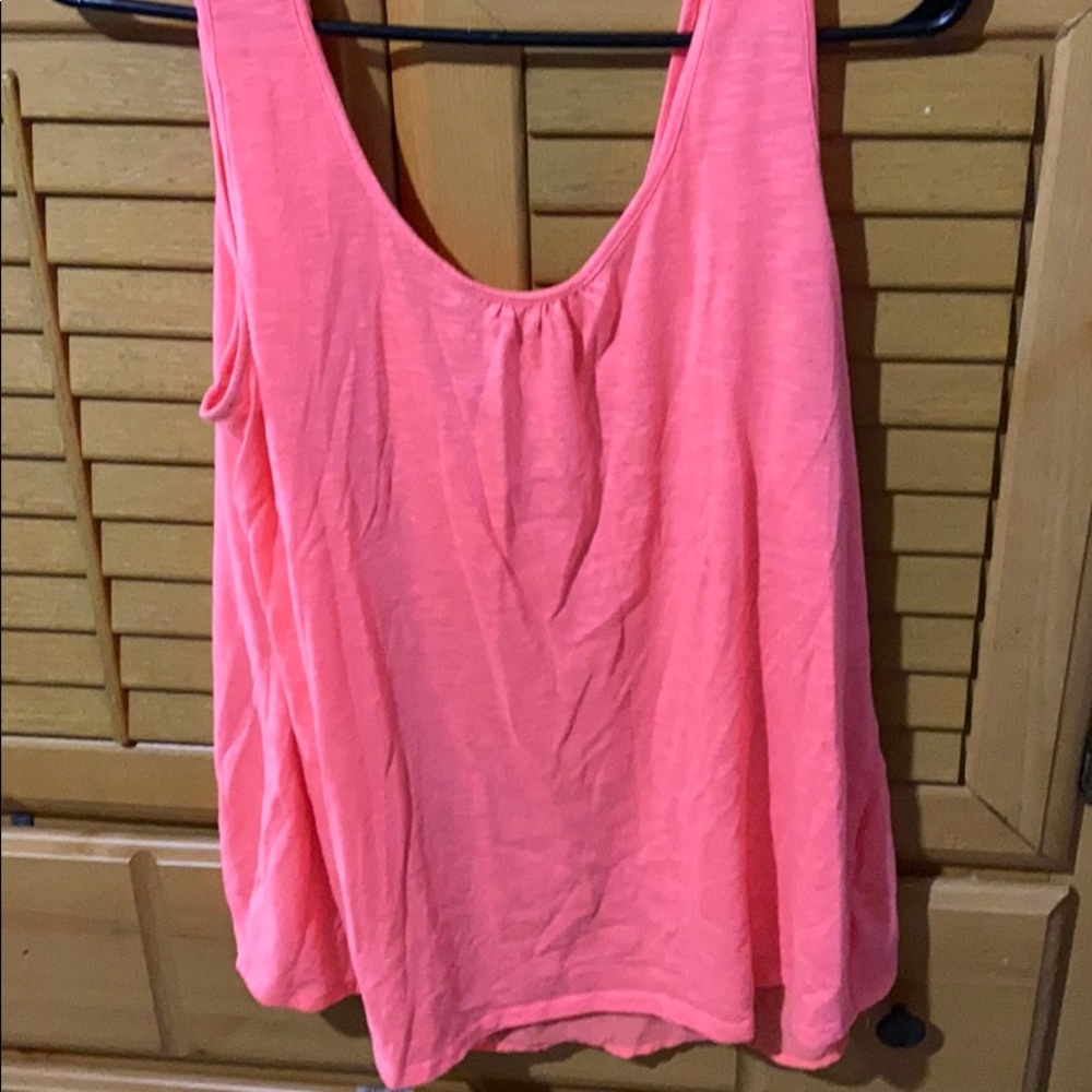 Pink tank